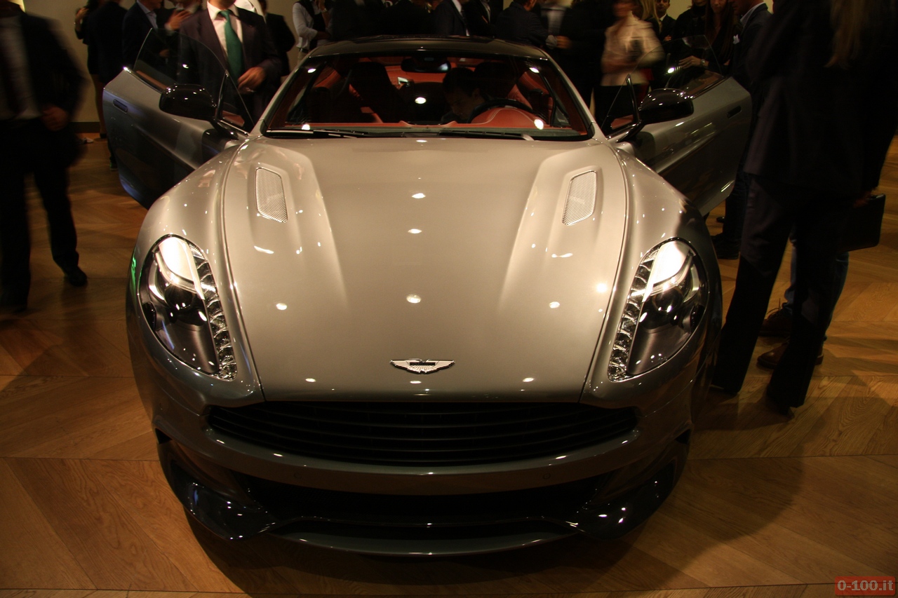 Aston-Martin_Vanquish_V12-Roadster_V12-Zagato_0-100_2