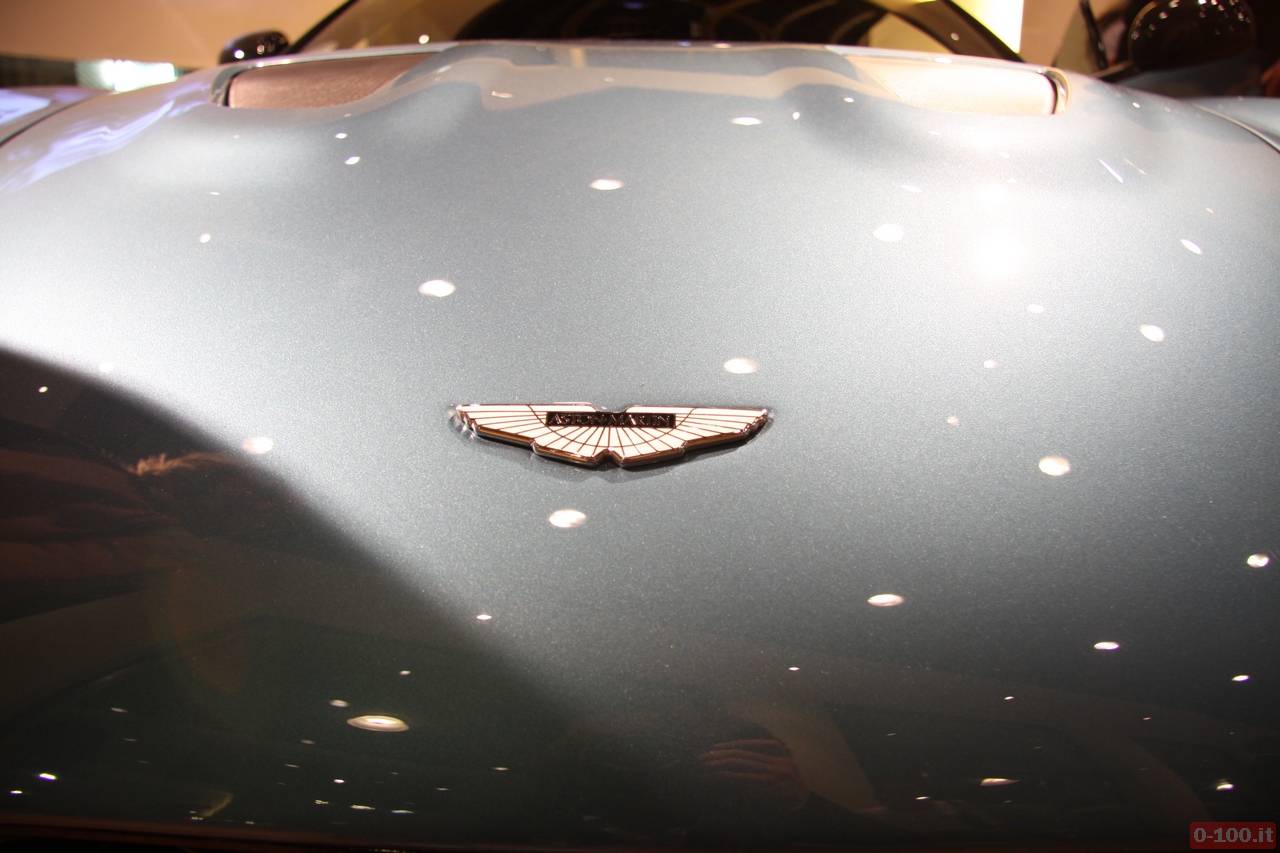 Aston-Martin_Vanquish_V12-Roadster_V12-Zagato_0-100_32