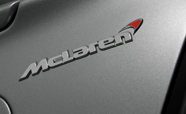 mclaren_p1-0-100