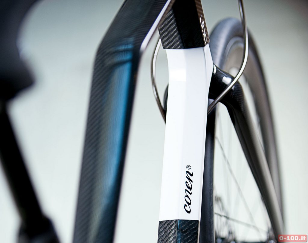 peso.bicicletta da ciclista fibra di carbonio