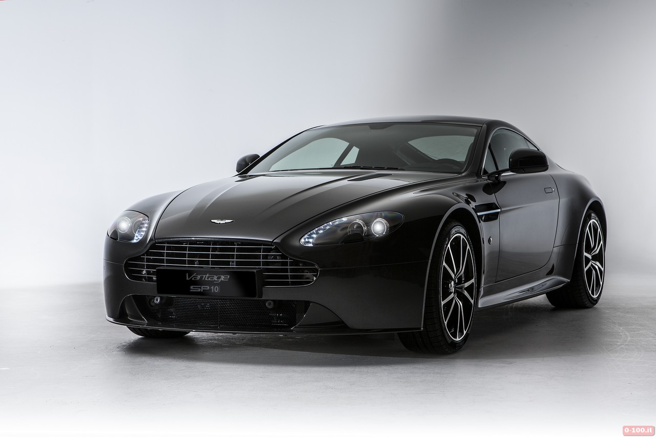aston-martin_vantage_sp10_0-100_2