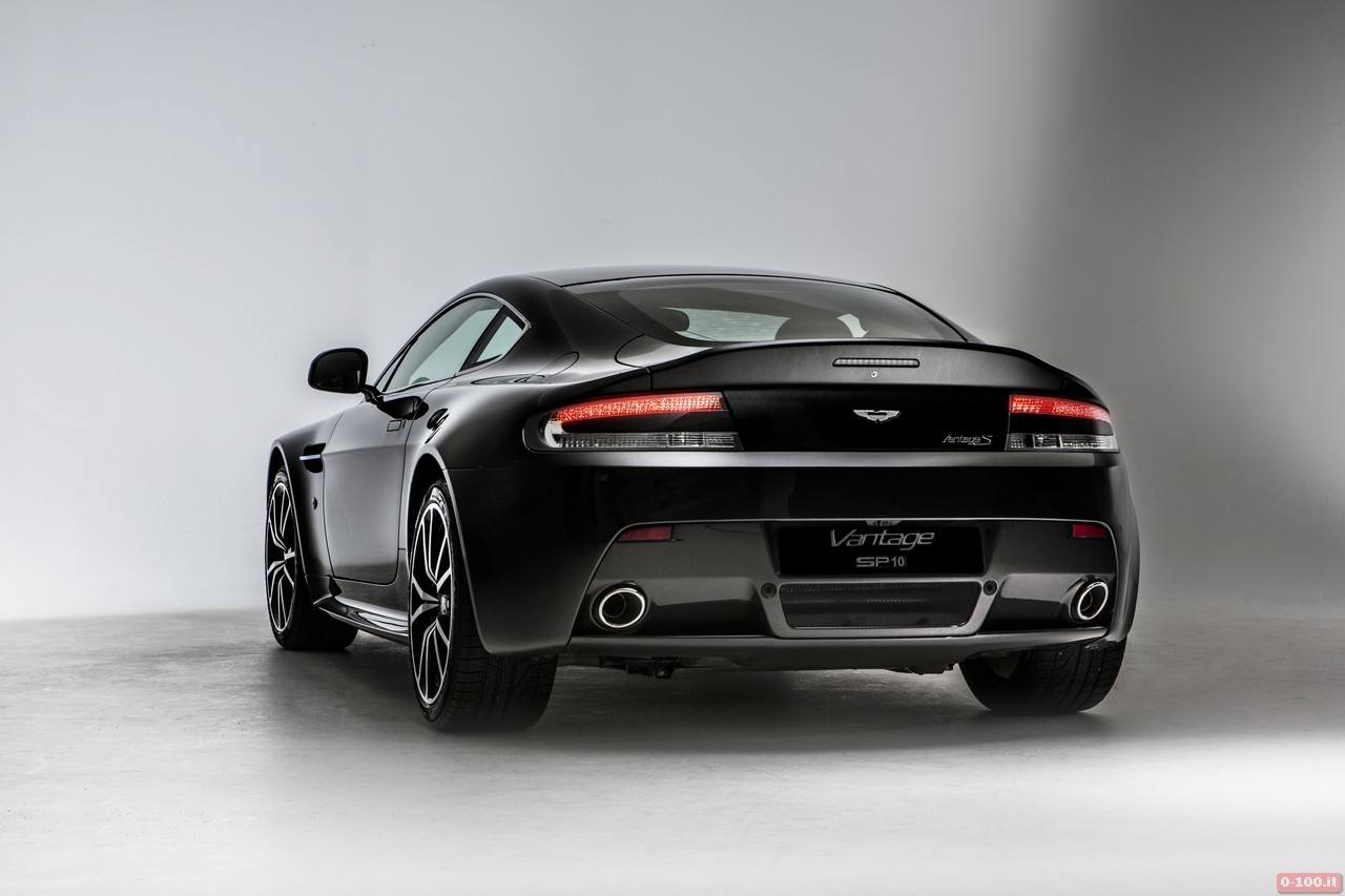 aston-martin_vantage_sp10_0-100_3
