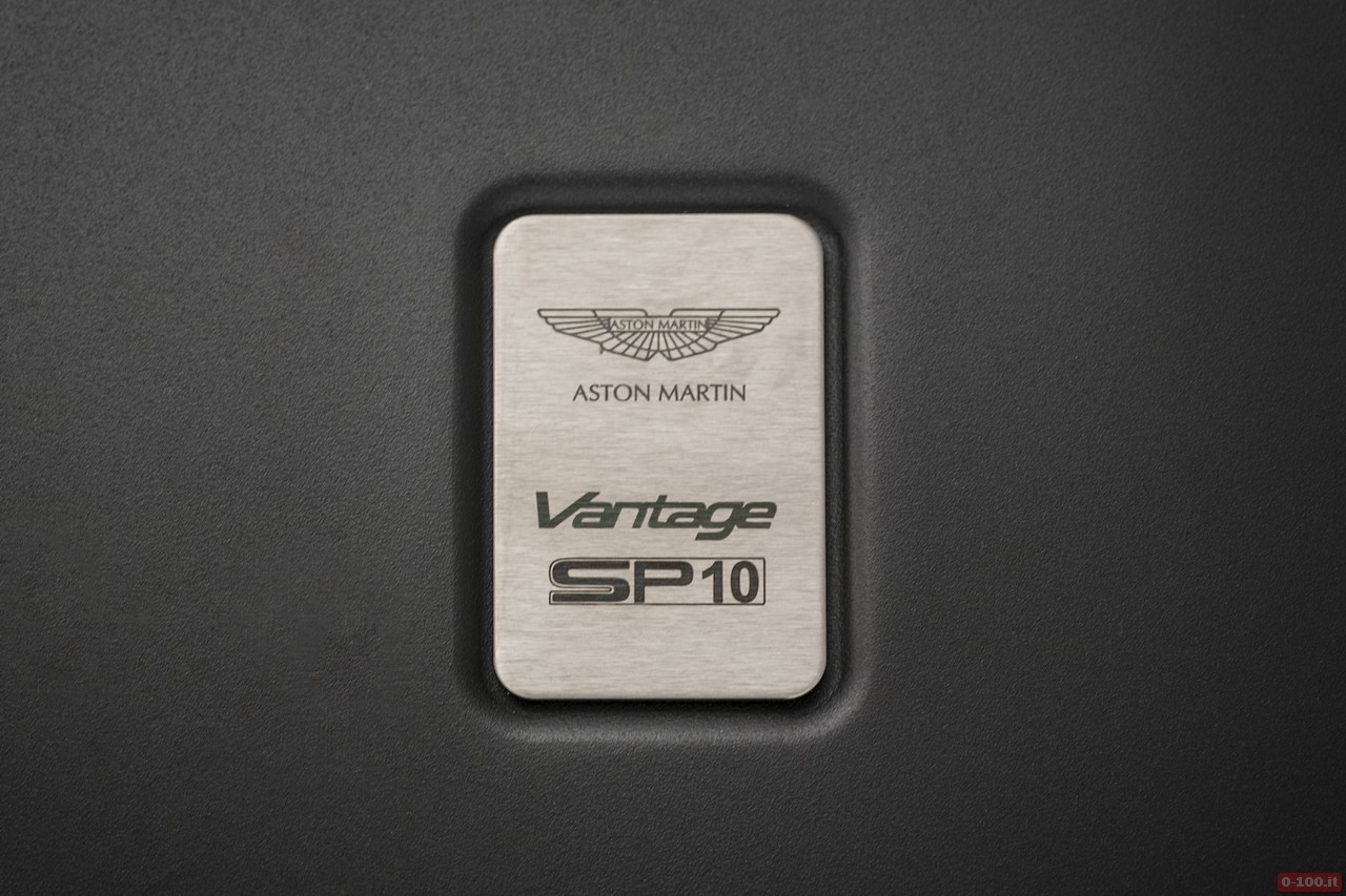 aston-martin_vantage_sp10_0-100_7