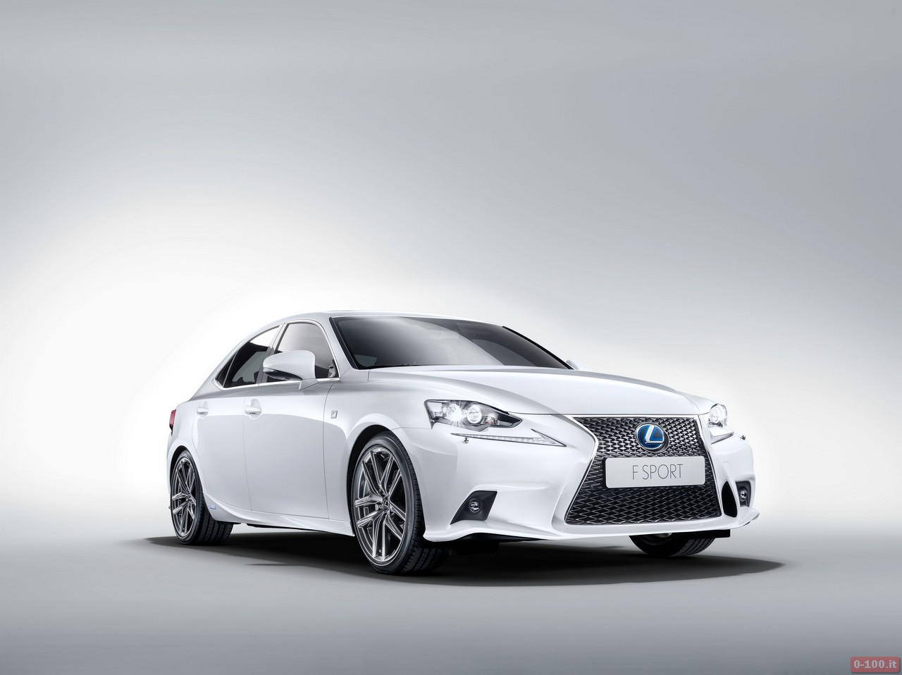 lexus_is_hybrid_0-100_1