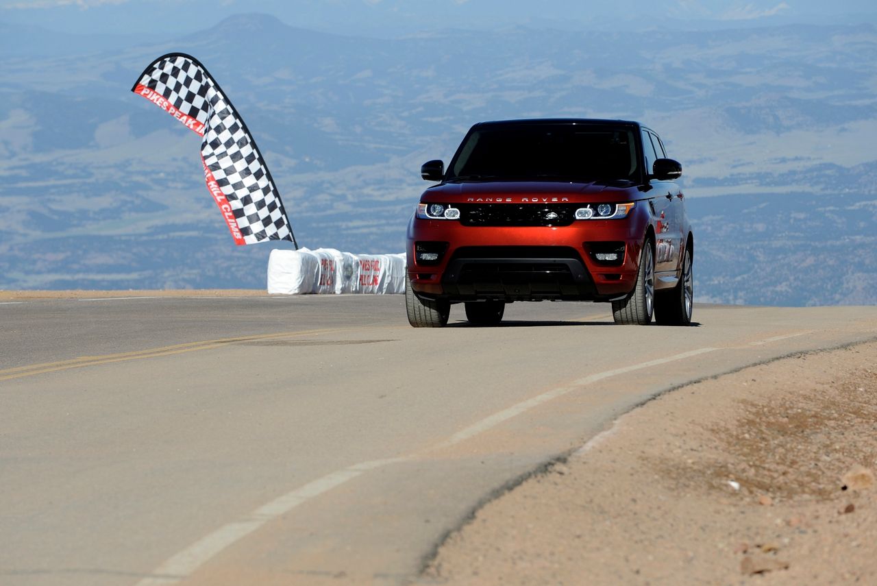 All-New Range Rover Sport sets Pikes Peak Hill Climb Record