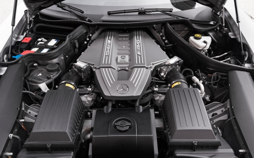 aston-martin-mercedes-amg-partnership-0-100