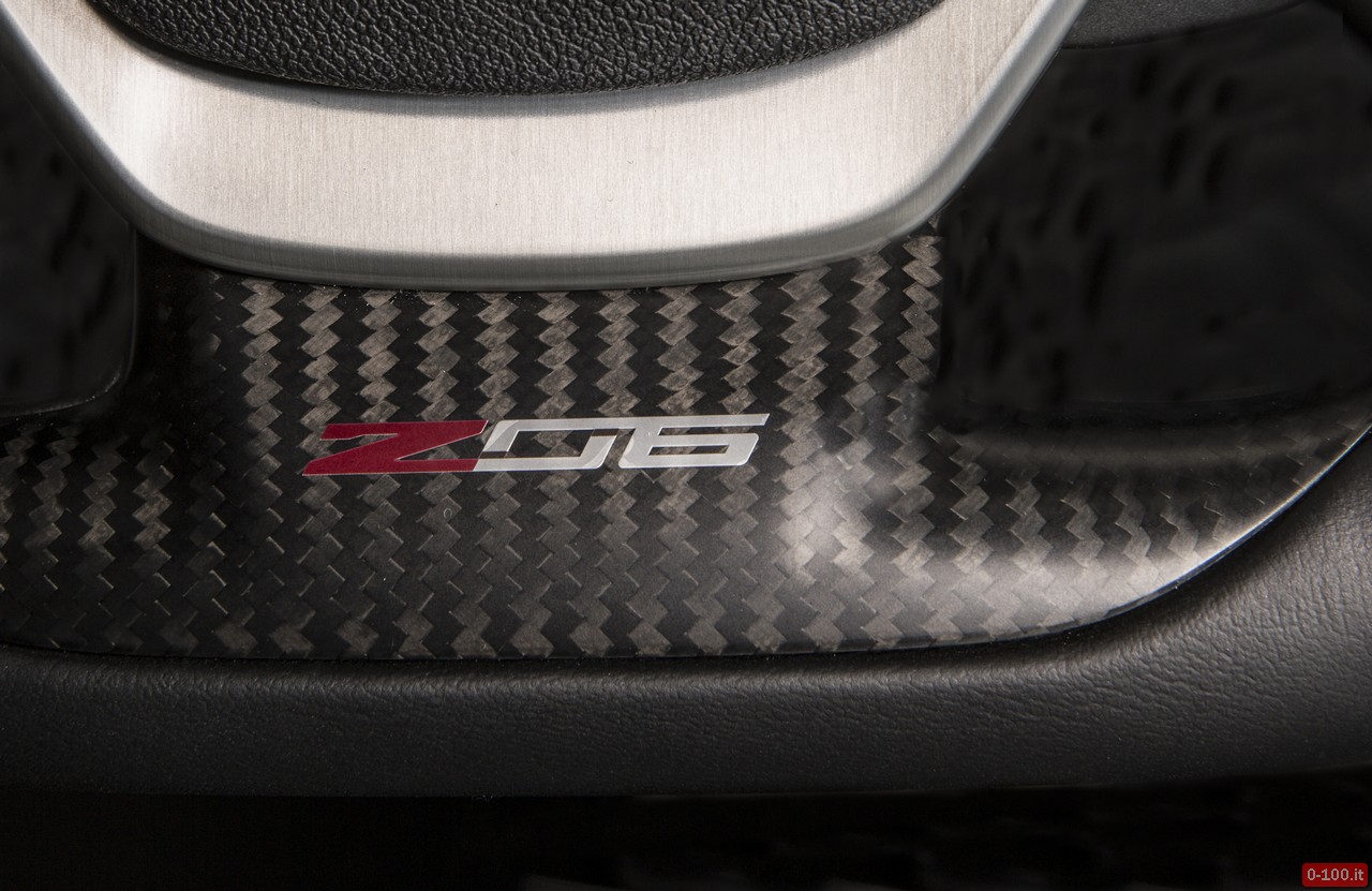 2015 Chevrolet Corvette Z06 flat-bottomed steering wheel