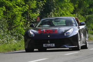 vernasca-silver-flag-2014-apripista-ferrari-f12-berlinetta-0-100_3