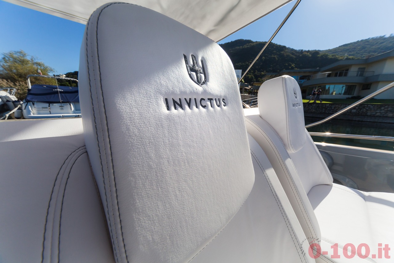invictus-280gt-prezzo-price-invictus-yacht-christian-grande-designworks-nautica-bertelli-0-100_9