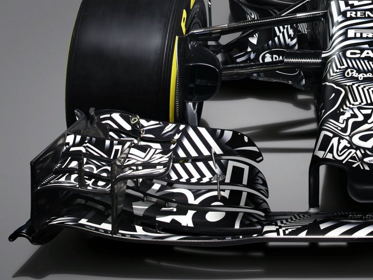 infiniti-red-bull-racing-rb-11-2015-formula-1-Daniil-Kvyat-Daniel-Ricciardo_0-100_10