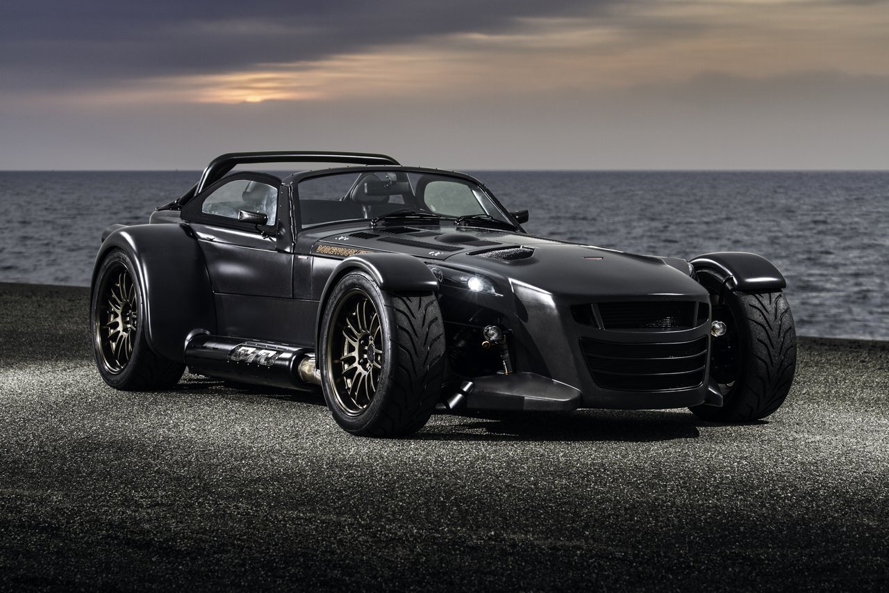 donkervoort-d8-gto-bare-naked-carbon-edition_0-100-2