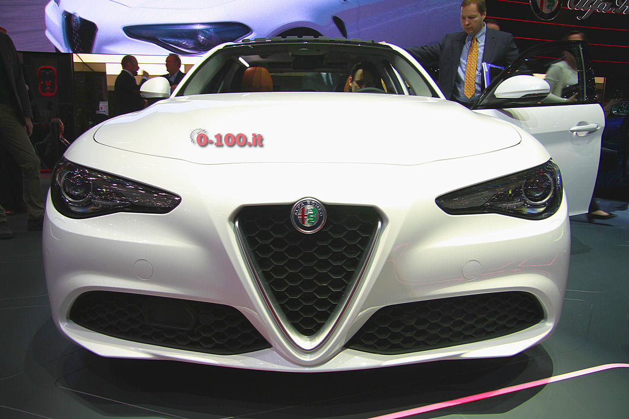 alfa-romeo-giulia-salone-ginevra-geneva-geneve-2016_0-100_14