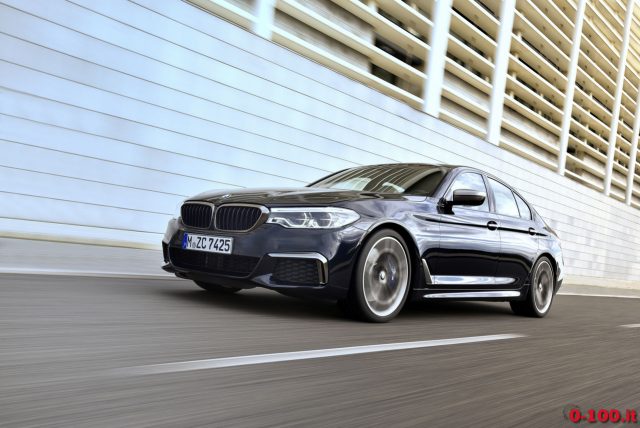 bmw_m550i-x-drive_2017_0-100_2