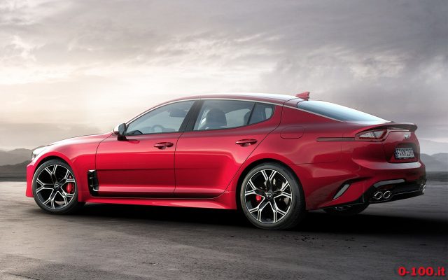 kia_stinger_naias-detroit-2017-0-100_9