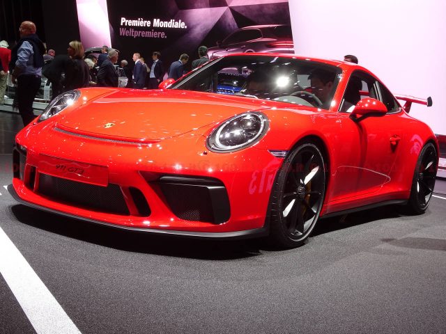 geneva-geneve-ginevra-2017-auto-show-porsche-911-991-gt-3-2017_0-100_17