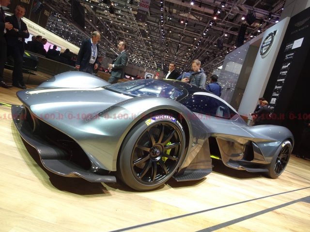 ginevra-geneva-geneve-2017_aston_martin-valkyrie_0-100_8
