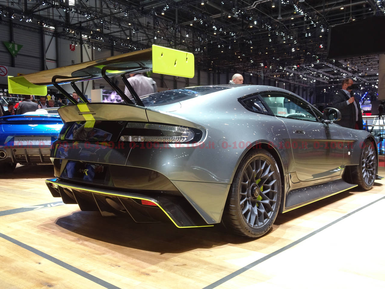 ginevra-geneva-geneve-2017_aston_martin-vantage_AMR_0-100_5
