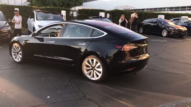 tesla-model3-first-video_0-100