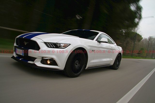 test-drive-ford-mustang-5-0-v8-tivct-automatica_0-100-3