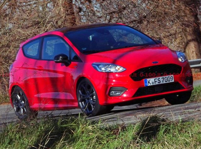Ford_fiesta_2018_ST-Line_0-100_1