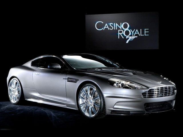 aston_martin_dbs_casino_royale_2006_daniel-craig