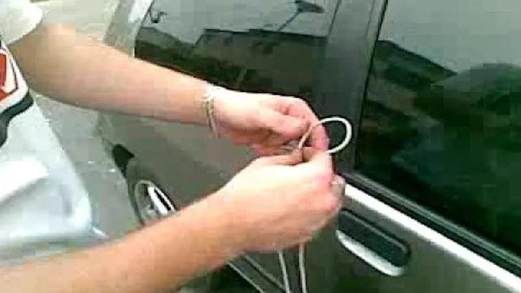 Aprire l'auto senza le chiavi