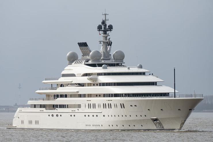 mega yacht