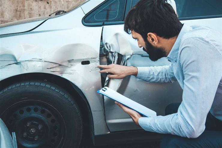 Assicurazione auto atti vandalici