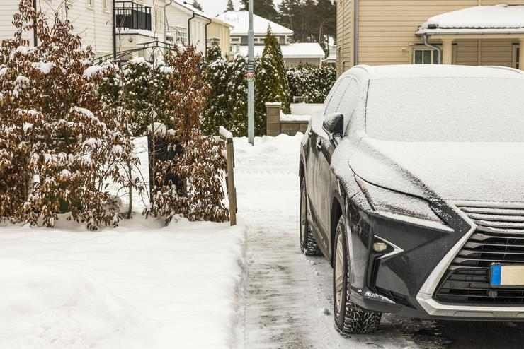 Auto sotto la neve - 0-100.it