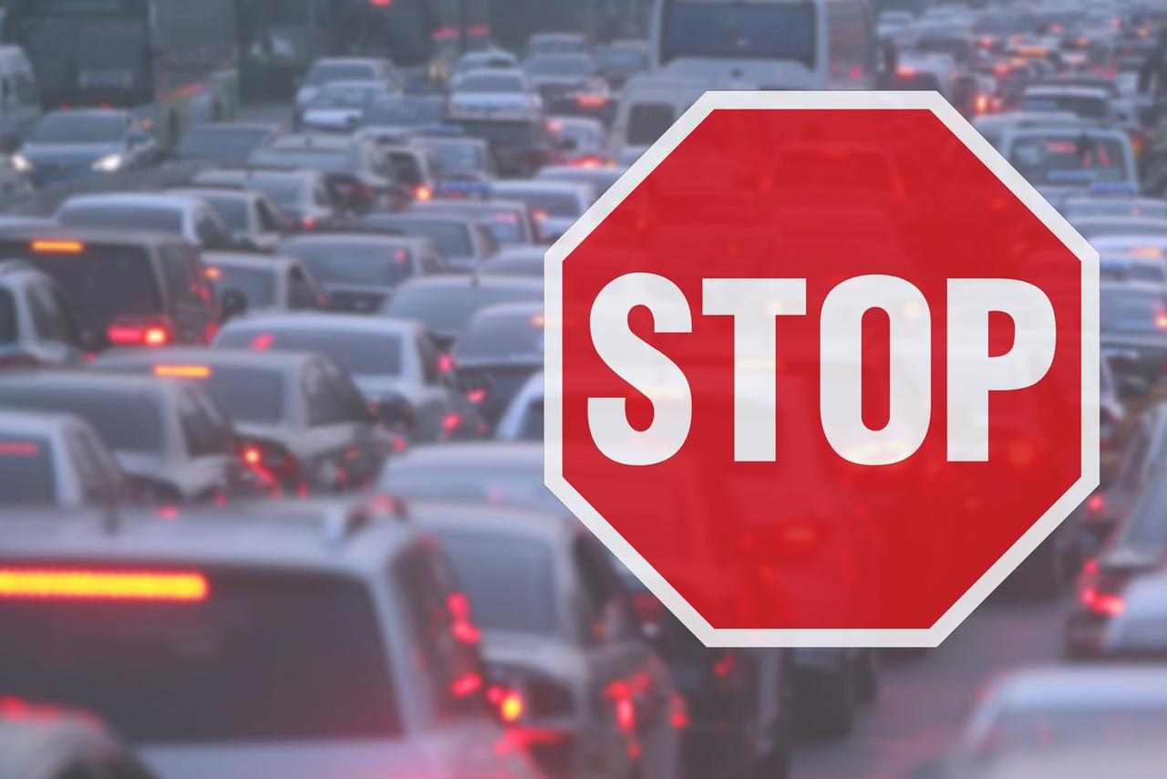 Nuovi stop alla circolazione