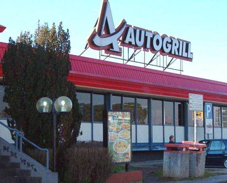 Truffa Autogrill 2 - AnsaFoto - 0-100.it