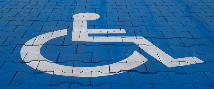 Parcheggio disabili - depositphotos - 0-100.it