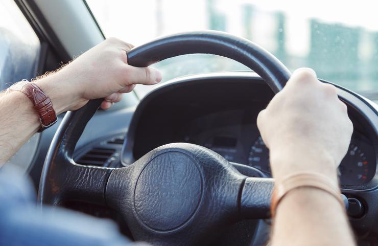 Volante auto - depositphotos - 0-100.it