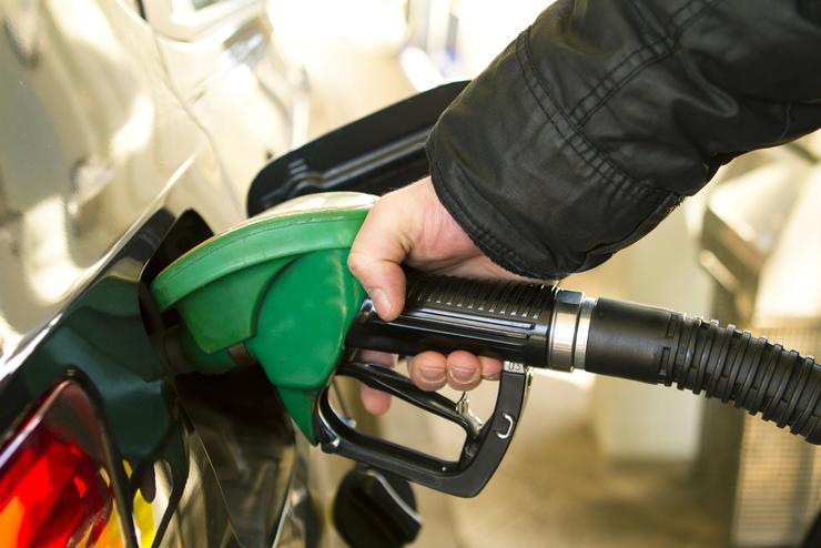 benzina -Depositphotos -0-100.it