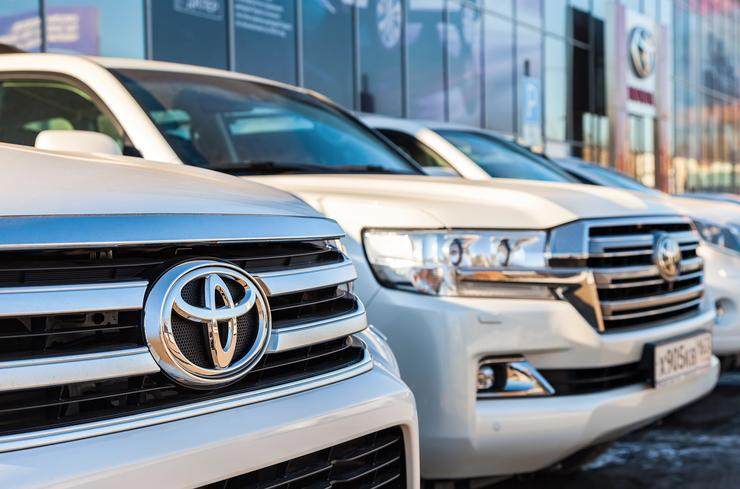 Toyota -Depositphotos - 0-100.it