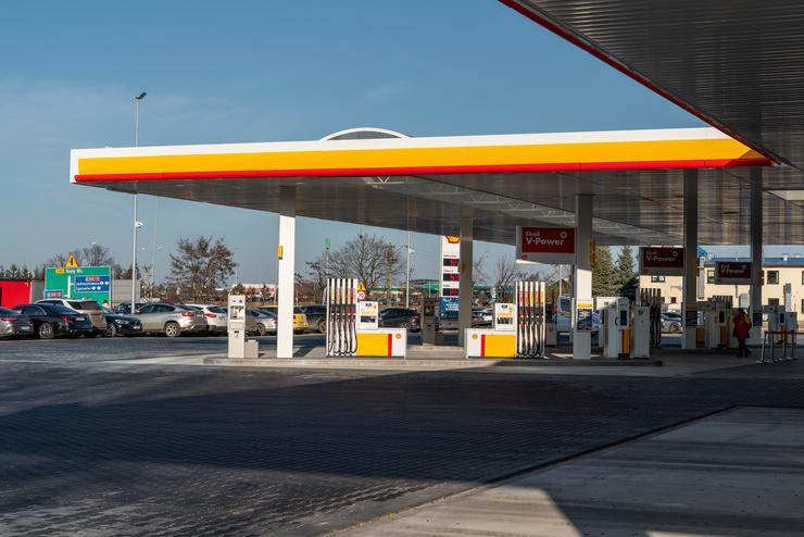distributore benzina -Depositphotos - 0-100.it 