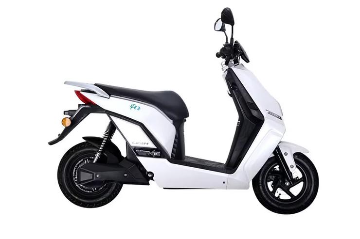 Lifan E3 - 0-100.it