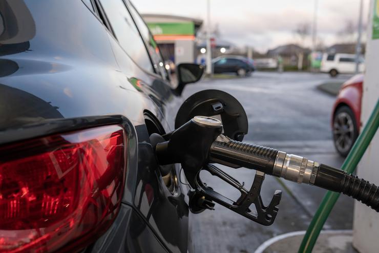 carburante - - corporate+ - 0-100.it